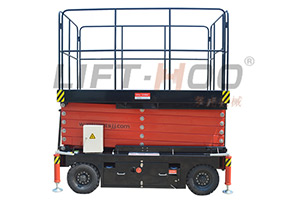 普通四轮移动升降机